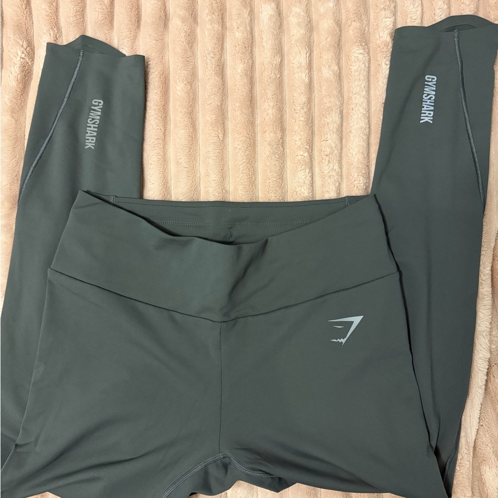 NWOT Gymshark Dark Grey Leggings - Picture 2 of 3